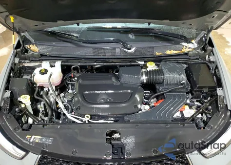 2025 Chrysler Pacifica Select from USA, damaged, VIN 2C4RC1BG2SR518697